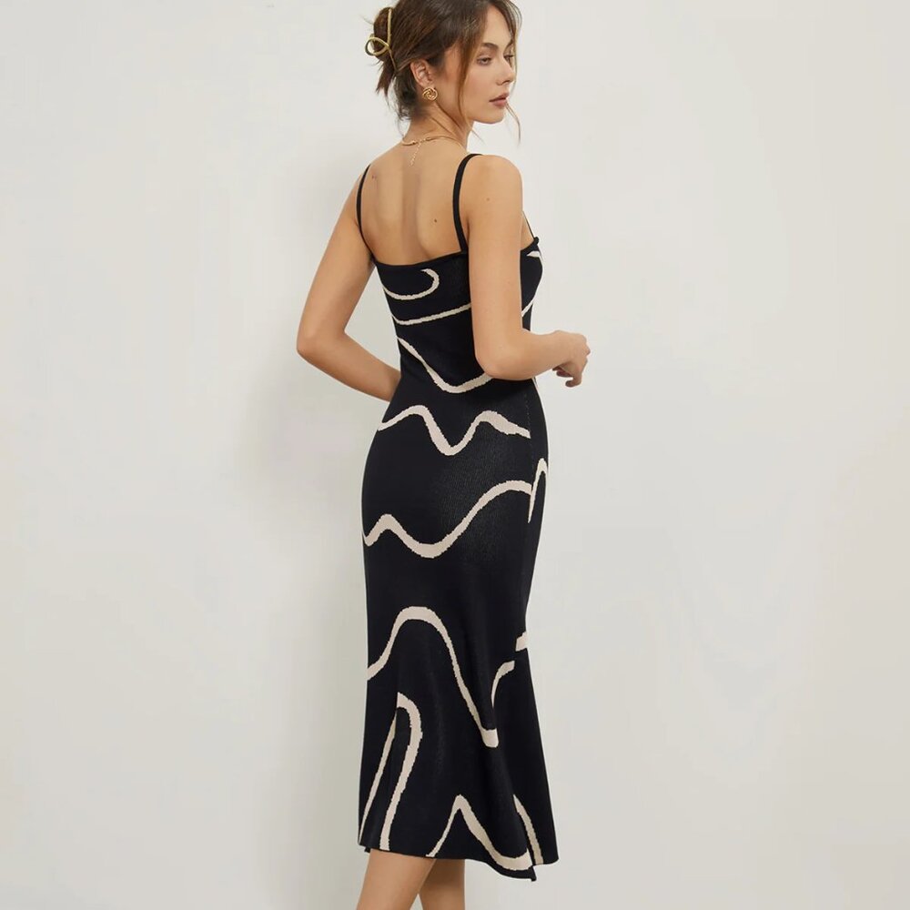 Commense Wavy Print Strap Midi Dress